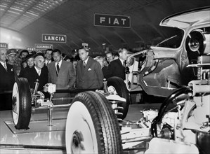 europe, italie, piedmont, turin, salon de l'automobile, luigi einaudi et avocat agnelli, 1955