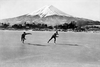 japon, mont sacré fuji, patineurs, 1940 1950