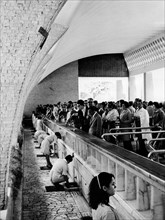 italie, toscane, sienne, chianciano terme, le pavillon de mélange de l'établissement acqua santa, 1969