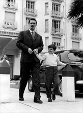 Pietro germi et edoardo nevola à cannes, 1959