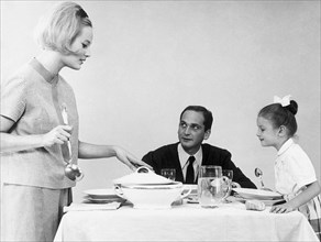 famille à table, 1962