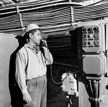 mine de kainite à san cataldo, opérateur téléphonique, 1962