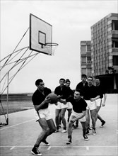 match entre étudiants de l'académie aéronautique de pozzuoli, 1964