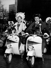 italie, piémont, le roi et la reine au carnaval de turin, 1953