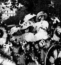 service carnaval, défilé de chars au carnaval de nizza, 1953