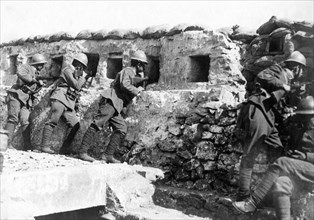 guerre, tranchée en béton sur le karst, 1915 1918