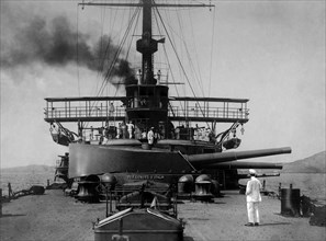 navire de guerre, 1911