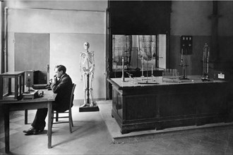 italie, lombardie, bergamo, liceo lussana, laboratoire, 1930-1940