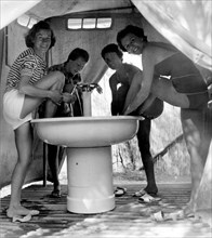 italie, îles tremiti, camping, 1958