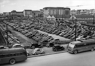 milan, parking près de la fiera campionaria, 1954