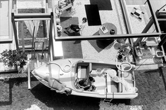 meuble dasa et bateau en plastique, 1963