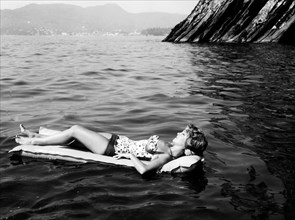 bain de soleil sur le lac, 1962