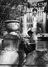 À la fontaine de Tivoli, 1952
