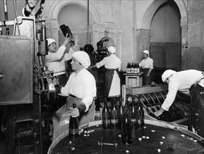 Lazio. water bottling department Fiuggi. 1920