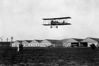 Oreste Salomone Airport. Capua 1928