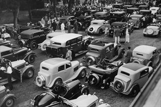 Car Show. 1933-34