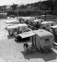 Camping. Roulotte. 1950-60