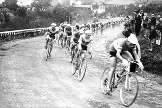 Italy. Cycling Race. Fausto Coppi. Dezan. Ortelli. 1946