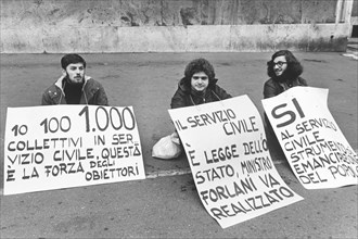 Italy. No Military Obligation Demonstration. 70s