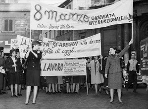 Demonstration of international women's day.