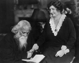 Rabindranath Tagore With Helen Keller.