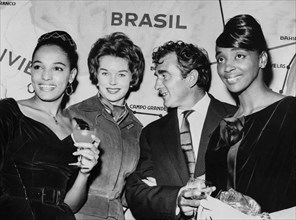 Lourdes De Oliveira, Dawn Addams, Marcel Camus and Lea Garcia.
