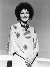 Cleo Laine.