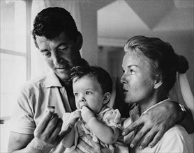 Dean Martin With Daughter Gina And Wife Jeanne Biegger.