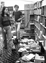 Italy, Milan, universita statale, sale of used books, 70