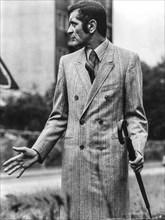 1970's style, man wearing elegant dress