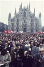 Trade union protest, duomo square, milan, 70's