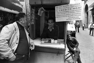 Cigarettes smuggling, naples, italy, 70's
