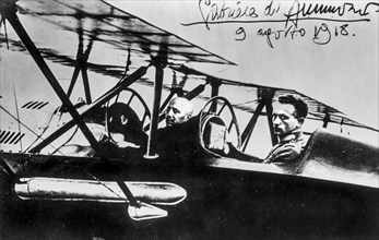 Gabriele d'annunzio and natale palli during the vienna flight, 1918