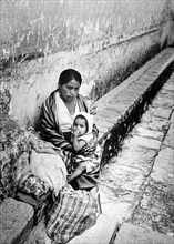 Woman with child, mexico