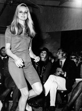 Brigitte bardot, gunther sachs, mic mac fashion show, st tropez, 1968