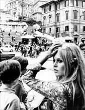 Brigitte bardot, piazza di spagna, rome, 1968