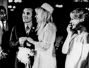 Sammy davis jr and petula clark at the wedding of charles aznavour and ulla thorsell, las vegas 1967