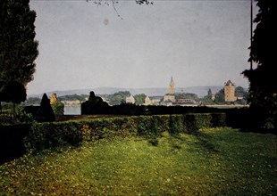 View of Eltville from Eltviller Aue in 1910, Hesse, Germany, photograph, digitally restored
