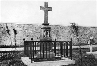 The grave of Captain 2nd Rank Wilhelm Fedorovich von Schulz in the Russian cemetery in Piraeusca 1895