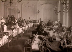 The wounded Russian soldiers in the ward of the infirmary named after Prince A