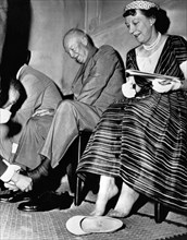 Ike And Mamie Lose Shoes