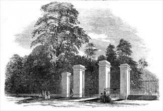 New Gates At Kensington Gardens Bayswater Road.