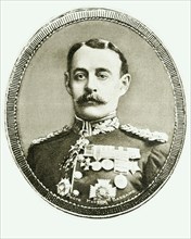Major General Sir Archibald Hunter, commanding 10th Division.