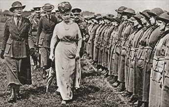 Queen Mary inspecting the W.A.A.C's at Aldershot in 1916 during WWI.