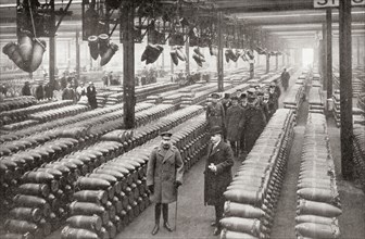 King George V and Viscount Chetwynd visiting the artillery shell factory at Chilwell.
