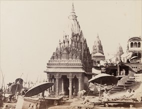 Temples along the Manikarnika Ghat, Benares