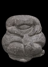 Temple Period (3600 BC to 2500 BC). Malta. Headless seated statue depicting a woman with a