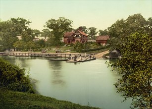 Eccleston ferry in Chester.