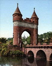 Memorial Arch.