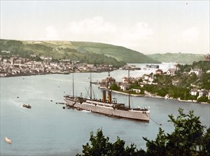 The RMS Dunottar Castle.